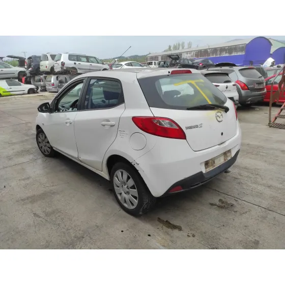 MAZDA 2 LIM. (DE) '2008 * BLANCO
