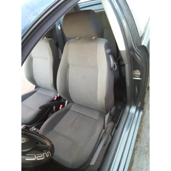 VOLKSWAGEN POLO (9N1) '2003 1.4 TDI GRIS