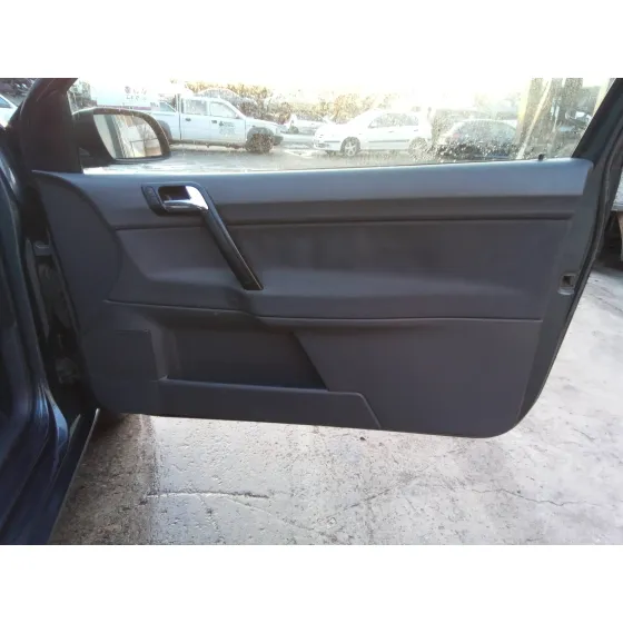 VOLKSWAGEN POLO (9N1) '2003 1.4 TDI GRIS