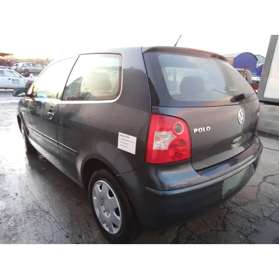 VOLKSWAGEN POLO (9N1) '2003 1.4 TDI GRIS