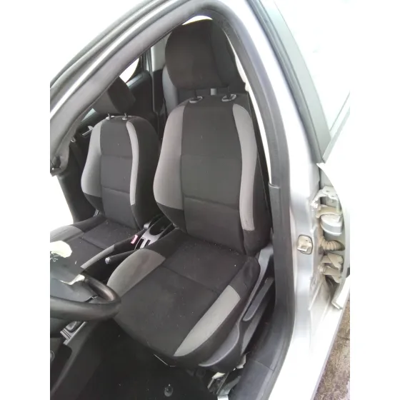 PEUGEOT 207 '2007 1.4 16V CAT (KFU / ET3J4) PLATA