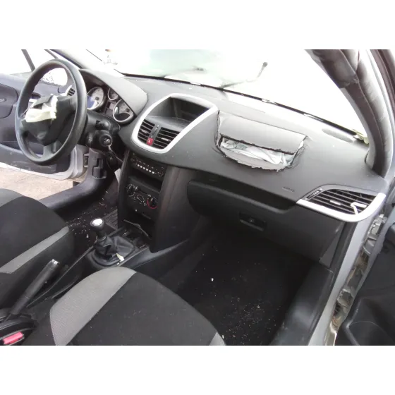 PEUGEOT 207 '2007 1.4 16V CAT (KFU / ET3J4) PLATA