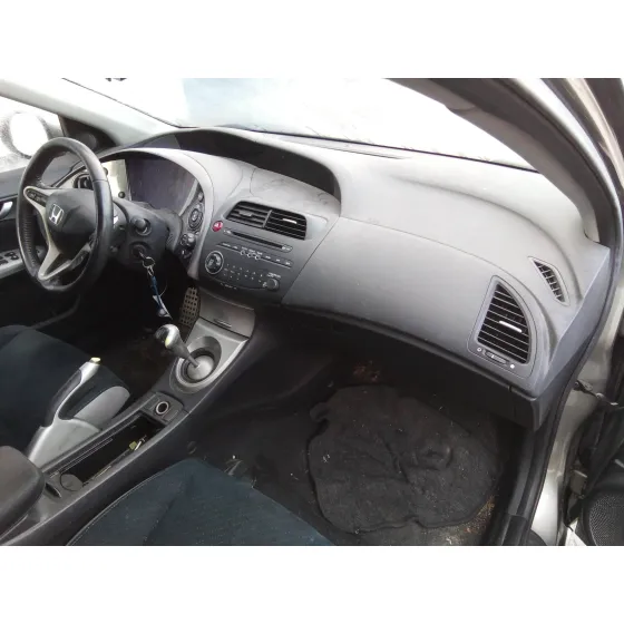 HONDA CIVIC BERLINA 5 (FK) '2008 2.2 CTDI GRIS OSCURO