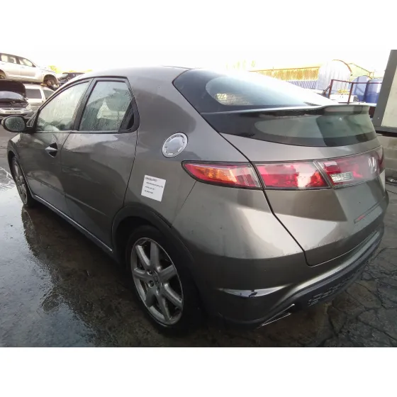 HONDA CIVIC BERLINA 5 (FK) '2008 2.2 CTDI GRIS OSCURO