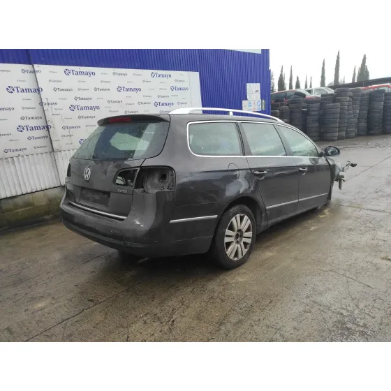 VOLKSWAGEN PASSAT VARIANT (3C5) '2005 * NEGRO