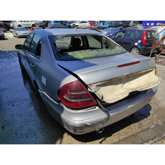 MERCEDES CLASE E (W211) BERLINA '2007 2.2 CDI CAT PLATA