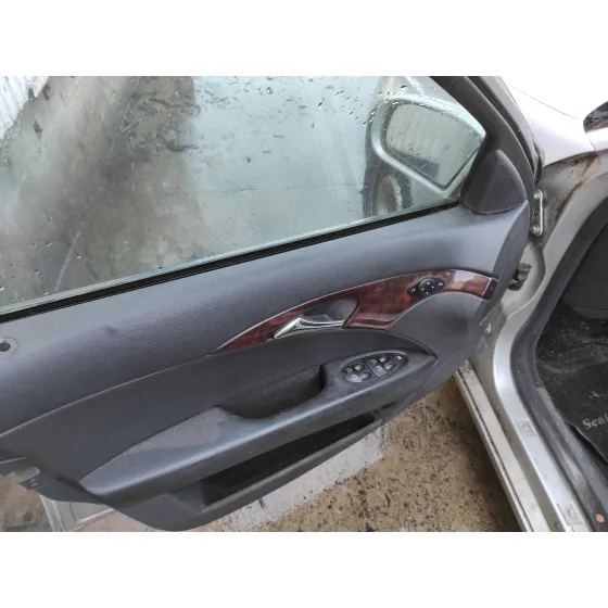 MERCEDES CLASE E (W211) BERLINA '2007 2.2 CDI CAT PLATA