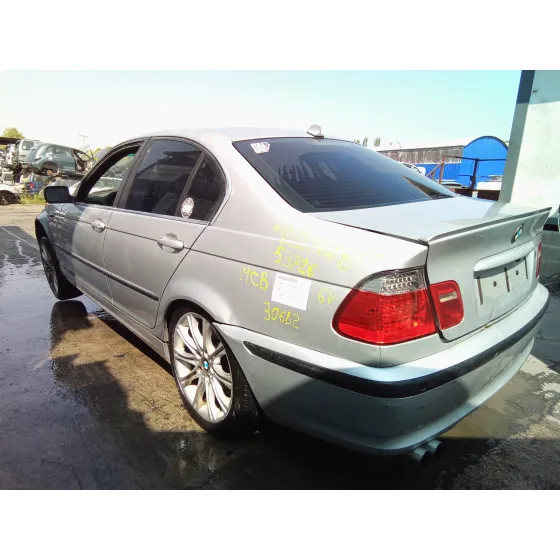 BMW SERIE 3 BERLINA (E46) '2003 330D PLATA