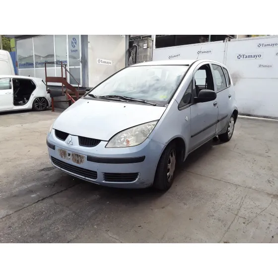 MITSUBISHI COLT BERLINA 5 (Z30A) '2004 *