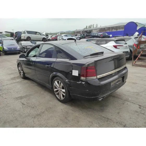 OPEL VECTRA C BERLINA '2006 1.9 CDTI NEGRO