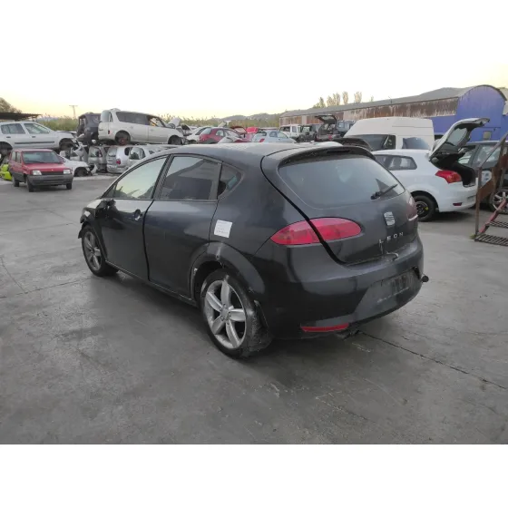SEAT LEON (1P1) '2008 * NEGRO