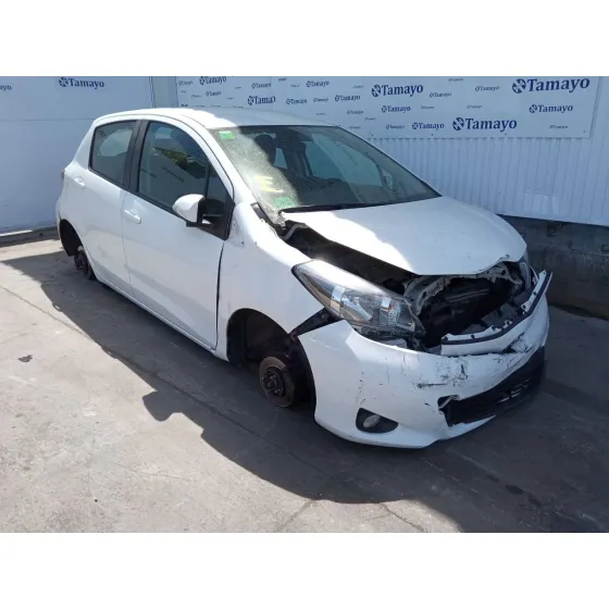 TOYOTA YARIS '2013 1.3 16V CAT BLANCO