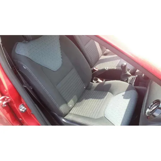 RENAULT CLIO IV '2012 0.9 GRANATE