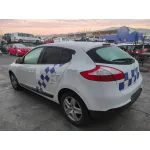 RENAULT MEGANE III BERLINA 5 P RENAULT MEGANE III BERLINA 5 P '2014 1.5 DCI DIESEL FAP 2008
