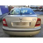 SKODA OCTAVIA BERLINA (1U2) SKODA OCTAVIA BERLINA (1U2) '2004 1.9 TDI DORADO 2000