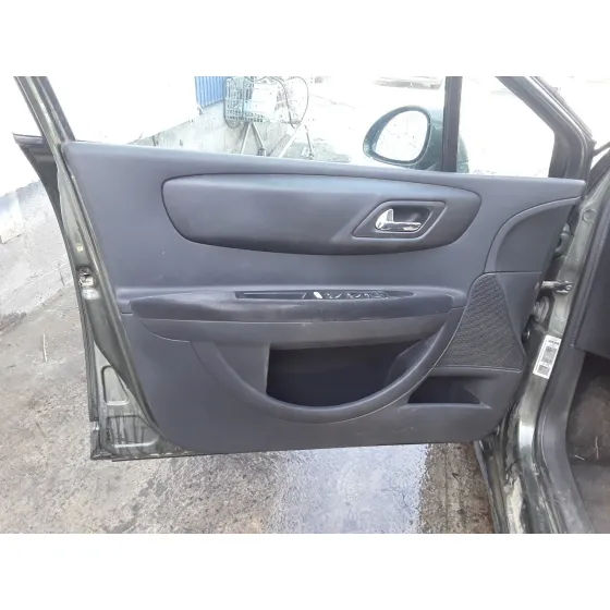 CITROEN C4 BERLINA '2005 1.6 16V HDI VERDE
