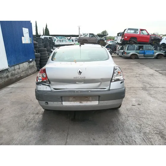Renault MEGANE II SEDAN (LM0/1_) 2003