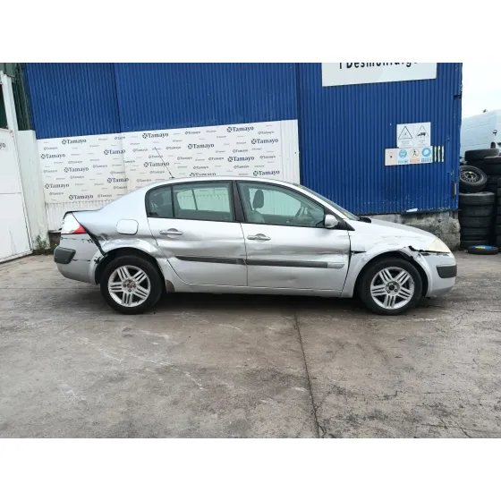 Renault MEGANE II SEDAN (LM0/1_) 2003