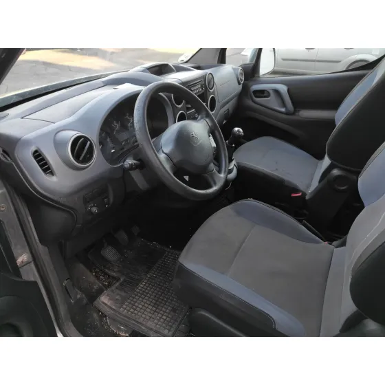 PEUGEOT PARTNER KOMBI '2014 1.6 16V HDI FAP GRIS OSCURO