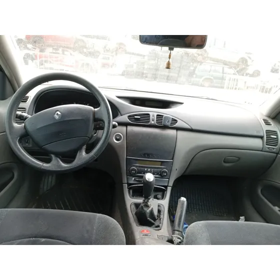 Renault LAGUNA II (BG0/1_) 2002