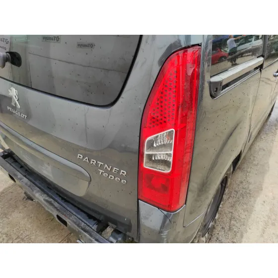 PEUGEOT PARTNER KOMBI '2014 1.6 16V HDI FAP GRIS OSCURO