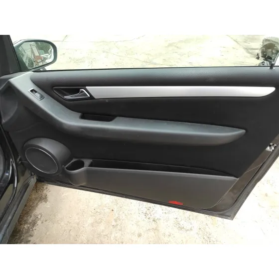 MERCEDES CLASE A (W169) '2007 2.0 CDI CAT NEGRO