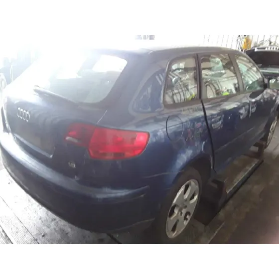 AUDI A3 (8P) '2005 * AZUL