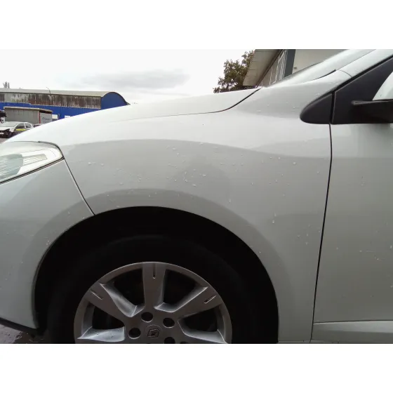 RENAULT FLUENCE '2010 1.5 DCI DIESEL FAP BLANCO