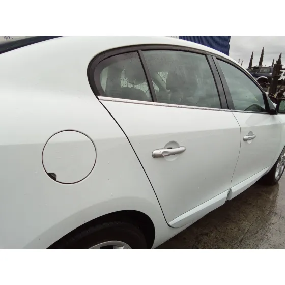 RENAULT FLUENCE '2010 1.5 DCI DIESEL FAP BLANCO