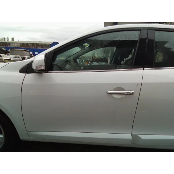 RENAULT FLUENCE '2010 1.5 DCI DIESEL FAP BLANCO