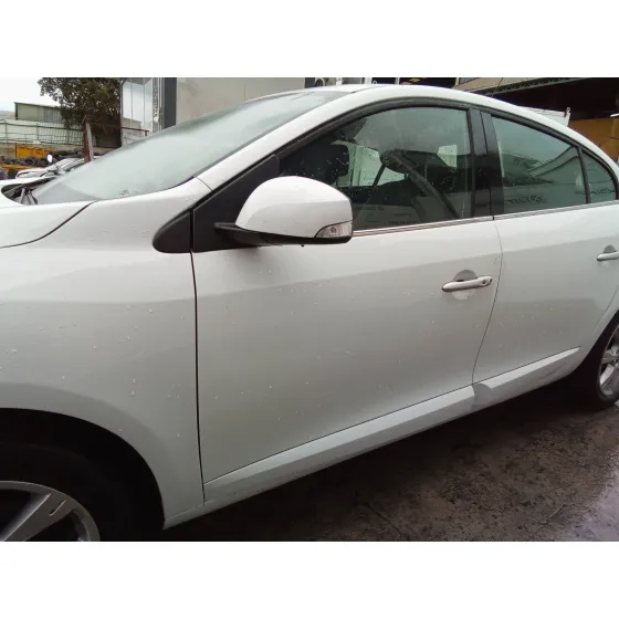 RENAULT FLUENCE '2010 1.5 DCI DIESEL FAP BLANCO