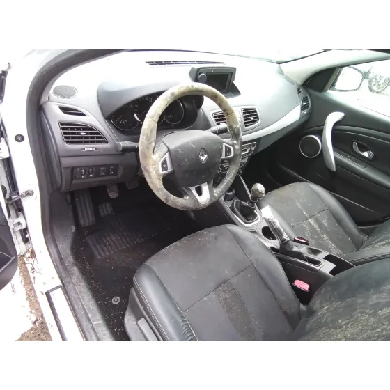 RENAULT FLUENCE '2010 1.5 DCI DIESEL FAP BLANCO