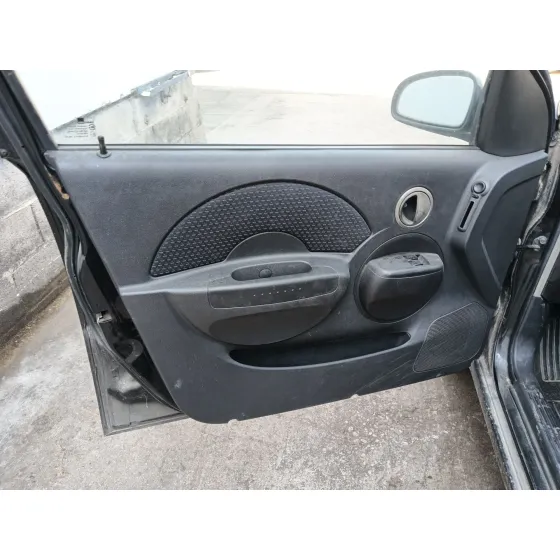 Chevrolet AVEO / KALOS HATCHBACK (T200) 2004