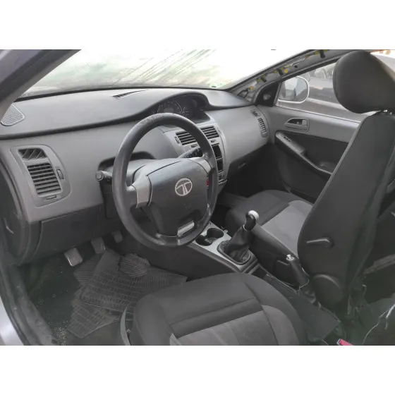 TATA VISTA '2012 VISTA PLATA