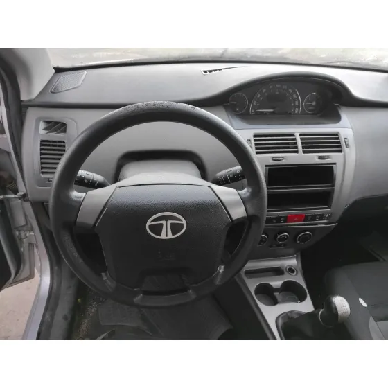 TATA VISTA '2012 VISTA PLATA