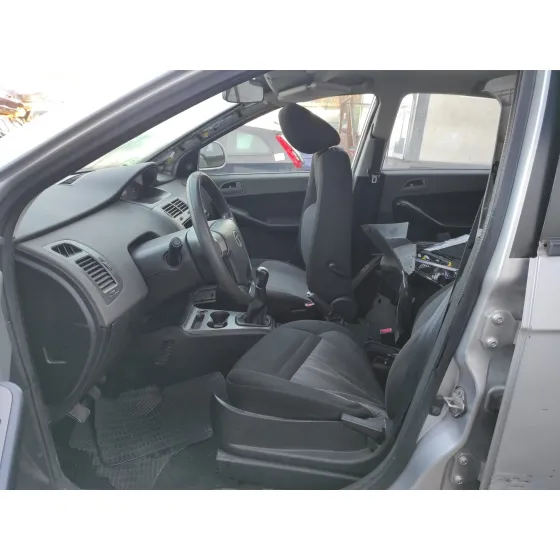 TATA VISTA '2012 VISTA PLATA