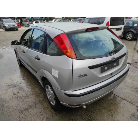FORD FOCUS BERLINA (CAK) '2002 1.8 TDDI TURBODIESEL CAT PLATA