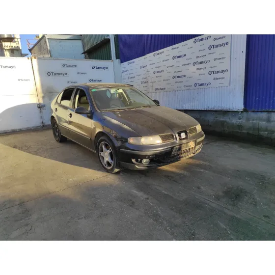 SEAT LEON (1M1) '2004 * NEGRO