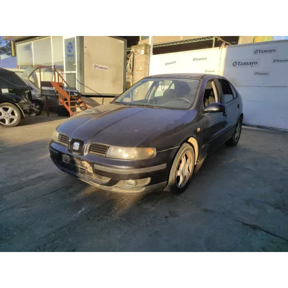 SEAT LEON (1M1) '2004 * NEGRO