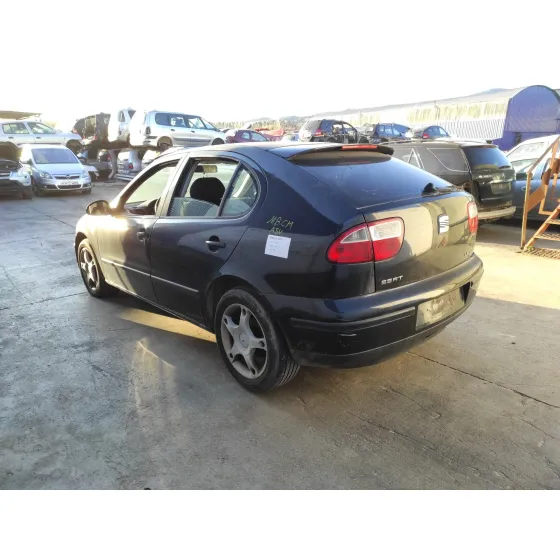 SEAT LEON (1M1) '2004 * NEGRO