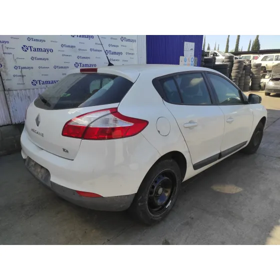 RENAULT MEGANE III BERLINA 5 P '2014 1.2 16V BLANCO