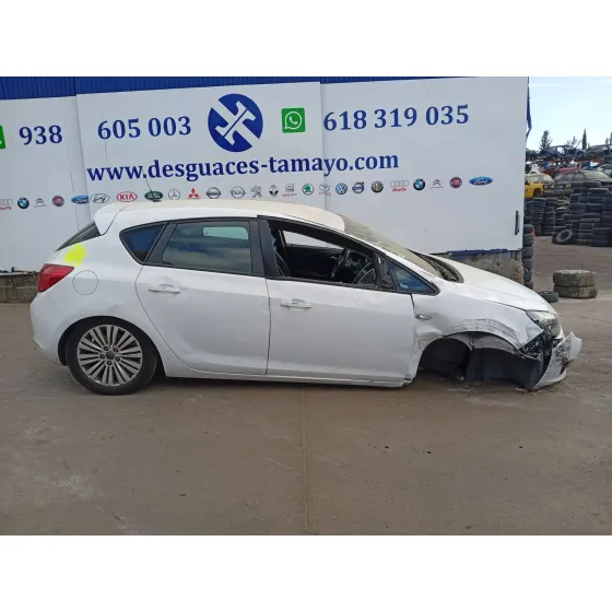 Opel ASTRA J (P10) 2014