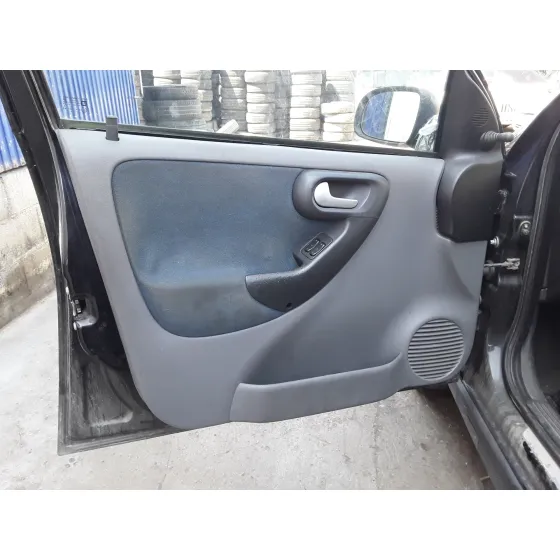 OPEL CORSA C '2006 * NEGRO
