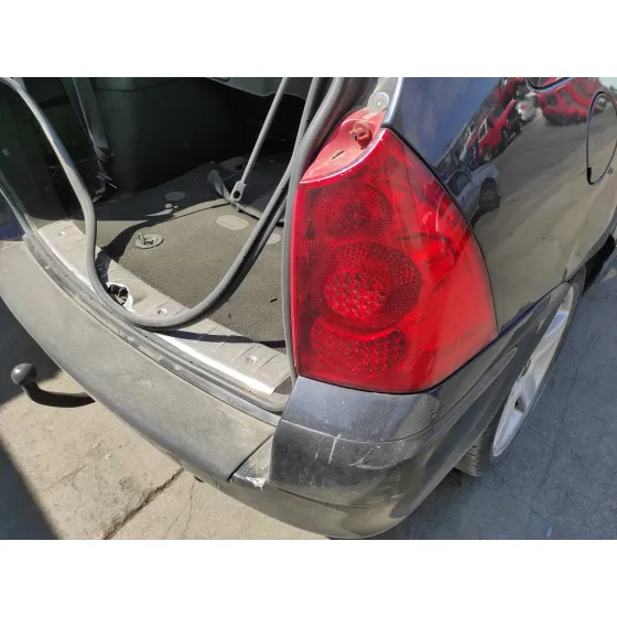 PEUGEOT 307 BREAK/SW (S2) '2006 2.0 16V HDI FAP CAT (RHR / DW10BTED4) NEGRO