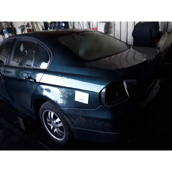 BMW SERIE 3 BERLINA (E90) '2007 318D VERDE