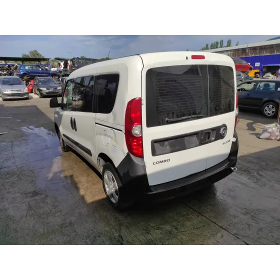 OPEL COMBO D '2015 1.3 16V CDTI BLANCO