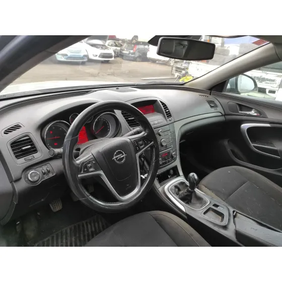 OPEL INSIGNIA BERLINA '2010 2.0 CDTI CAT PLATA