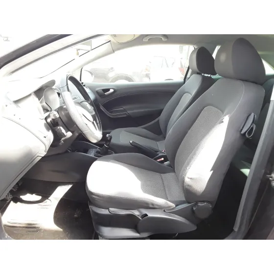SEAT IBIZA (6J5) '2011 * GRIS