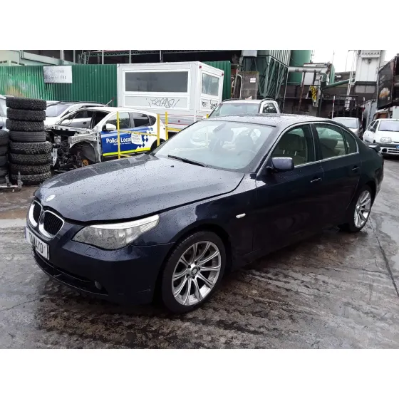 BMW SERIE 5 BERLINA (E60) '2003 530D AZUL