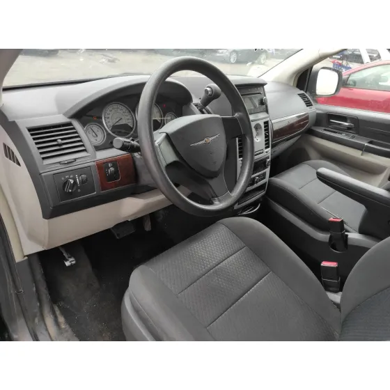 CHRYSLER GRAND VOYAGER '2010 2.8 CRD CAT GRIS OSCURO